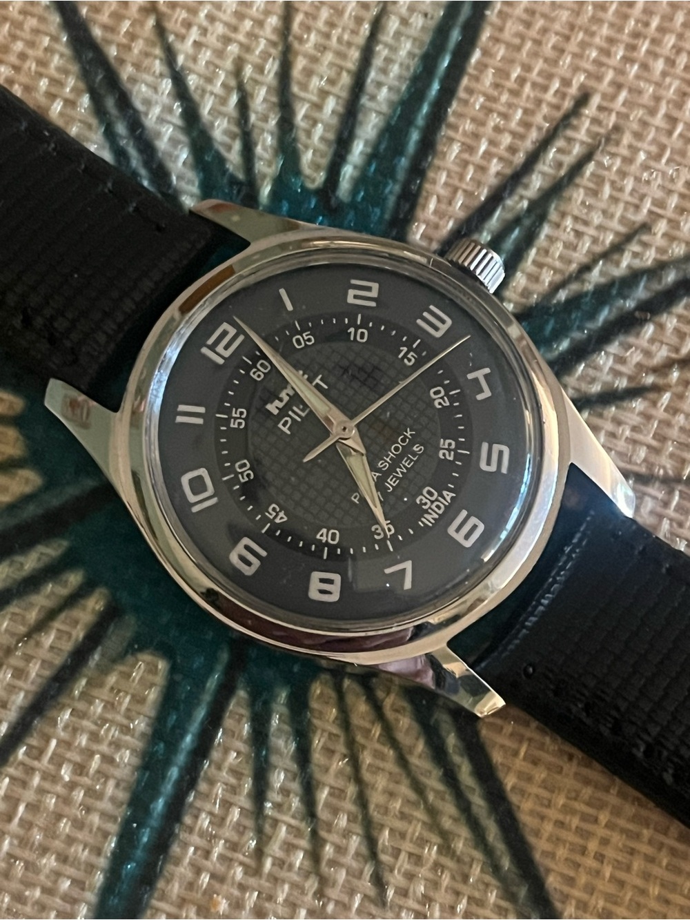 Mens HMT Pilot Para Shock Wristwatch - Picture 2 of 10